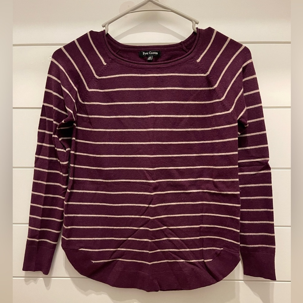 Pink Clover Size XSP Sweater